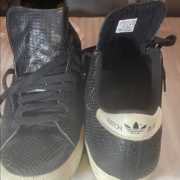 Adidas - Picture 2 of 6